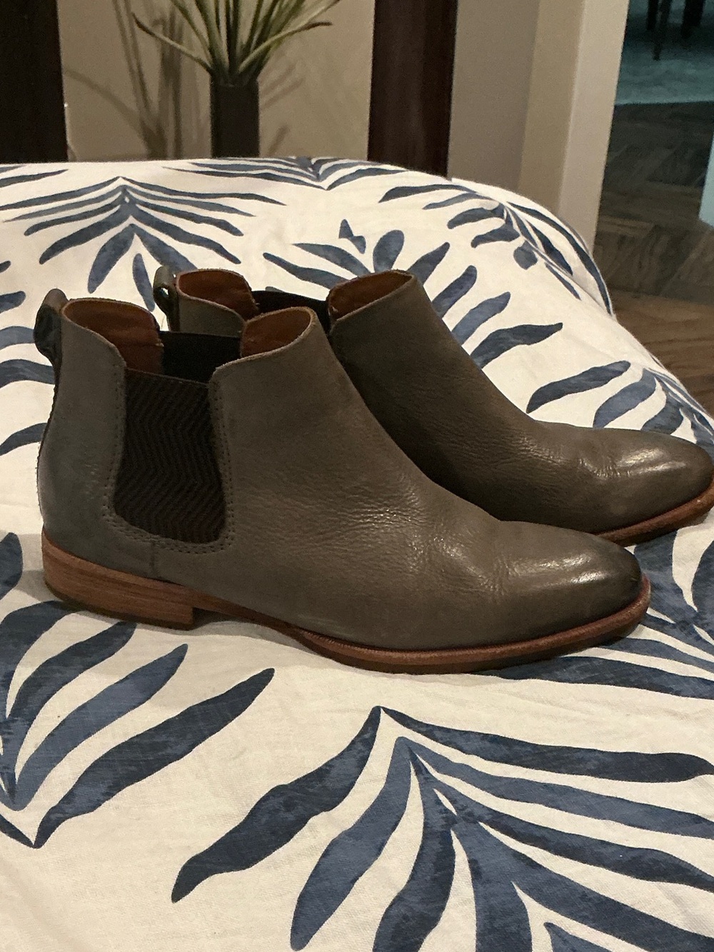 Kork-Ease Gray Leather Chelsea Ankle Boots